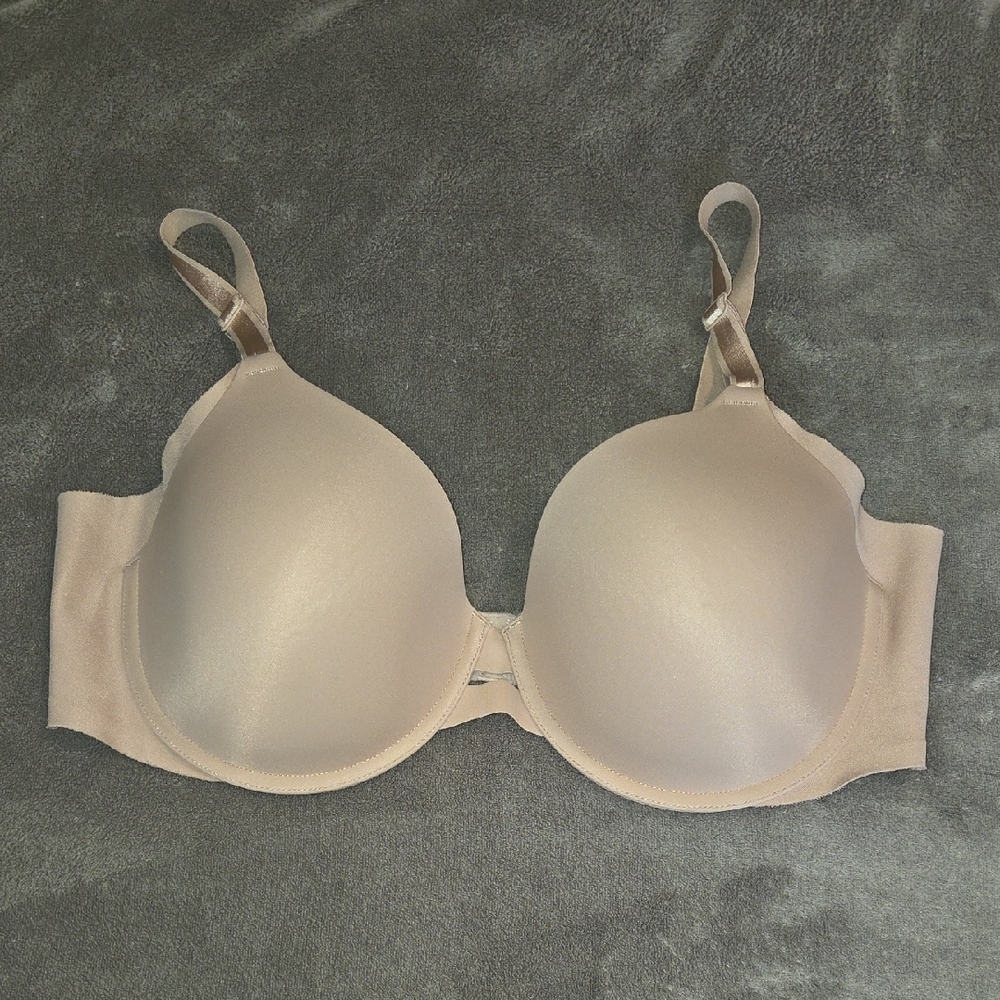 Warner's Tan Molded Cup T-Shirt Bra with Adjustable Straps